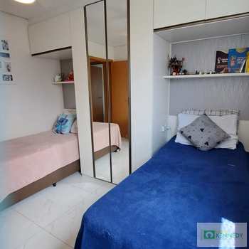 Apartamento em Praia Grande, bairro Caiçara