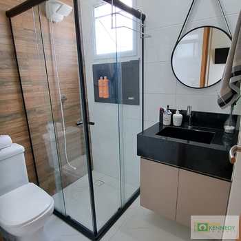 Apartamento em Praia Grande, bairro Caiçara