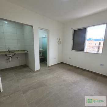 Apartamento em Praia Grande, bairro Ocian
