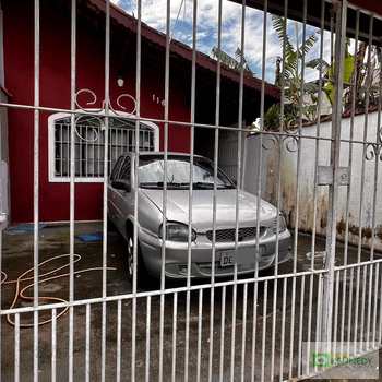 Casa em Praia Grande, bairro Princesa
