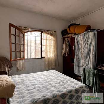Casa em Praia Grande, bairro Princesa