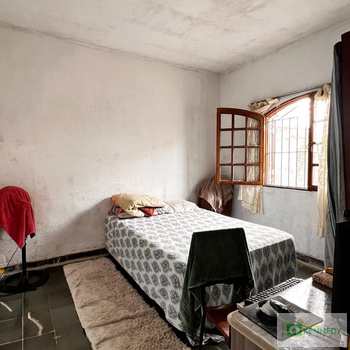 Casa em Praia Grande, bairro Princesa