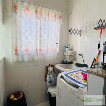Apartamento em Praia Grande, bairro Ocian