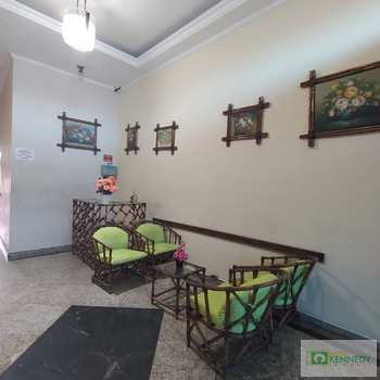 Kitnet em Praia Grande, bairro Ocian