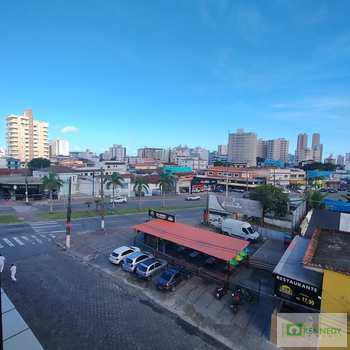 Kitnet em Praia Grande, bairro Ocian