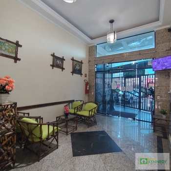 Kitnet em Praia Grande, bairro Ocian