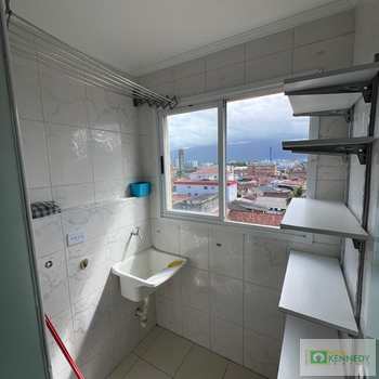 Apartamento em Praia Grande, bairro Tupi