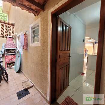 Casa de Condomínio em Praia Grande, bairro Balneário Maracanã