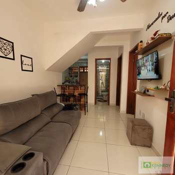 Casa de Condomínio em Praia Grande, bairro Balneário Maracanã