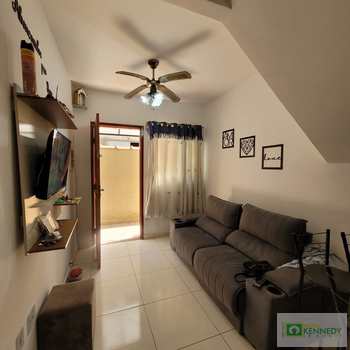 Casa de Condomínio em Praia Grande, bairro Balneário Maracanã