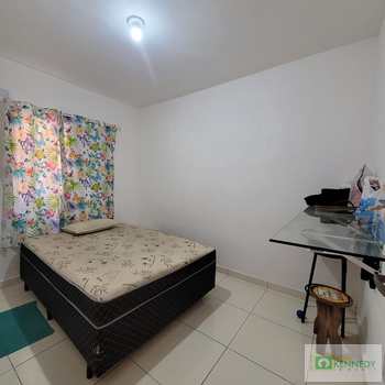 Casa de Condomínio em Praia Grande, bairro Balneário Maracanã