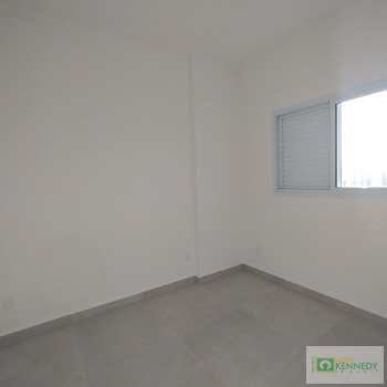 Apartamento em Praia Grande, bairro Guilhermina