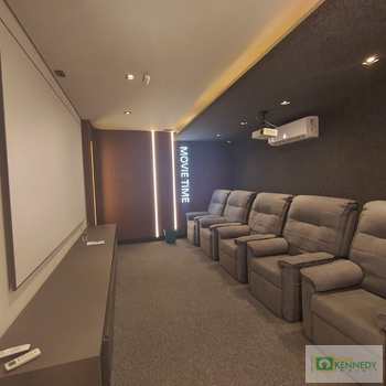 Apartamento em Praia Grande, bairro Guilhermina