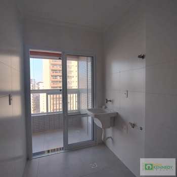 Apartamento em Praia Grande, bairro Guilhermina