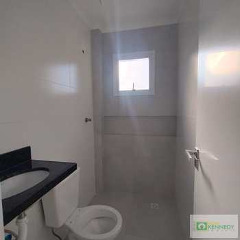 Apartamento em Praia Grande, bairro Guilhermina