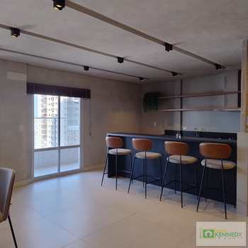 Apartamento em Praia Grande, bairro Guilhermina