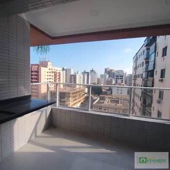 Apartamento em Praia Grande, bairro Guilhermina