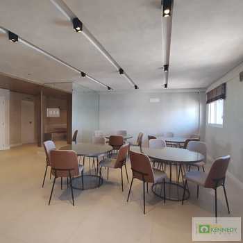 Apartamento em Praia Grande, bairro Guilhermina
