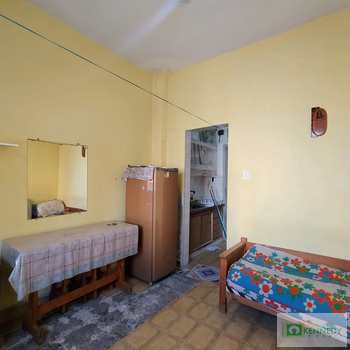 Kitnet em Praia Grande, bairro Ocian