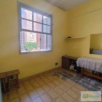 Kitnet em Praia Grande, bairro Ocian
