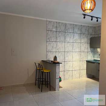 Apartamento em Praia Grande, bairro Boqueirão