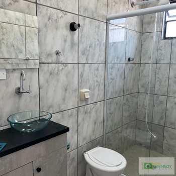 Apartamento em Praia Grande, bairro Boqueirão