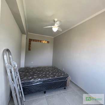 Apartamento em Praia Grande, bairro Boqueirão