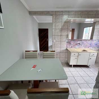 Apartamento em Praia Grande, bairro Tupi
