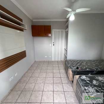 Apartamento em Praia Grande, bairro Tupi