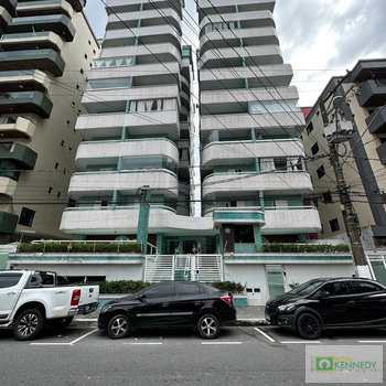 Apartamento em Praia Grande, bairro Boqueirão