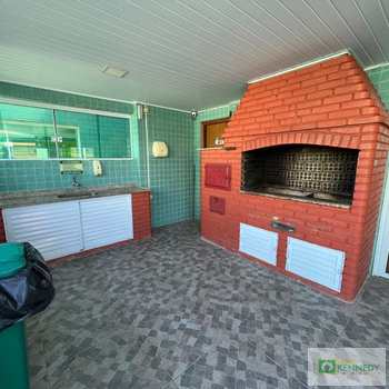 Apartamento em Praia Grande, bairro Boqueirão
