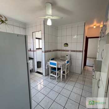 Apartamento em Praia Grande, bairro Boqueirão