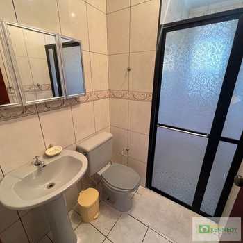 Apartamento em Praia Grande, bairro Boqueirão