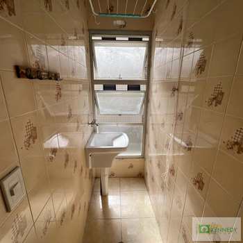 Apartamento em Praia Grande, bairro Caiçara
