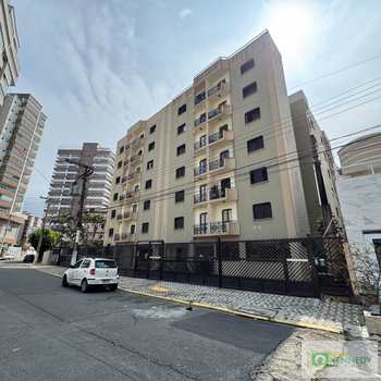 Apartamento em Praia Grande, bairro Caiçara