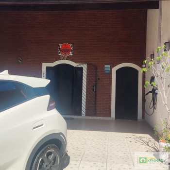 Casa em Praia Grande, bairro Flórida
