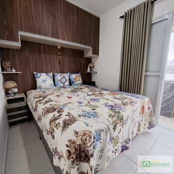 Apartamento em Praia Grande, bairro Ocian