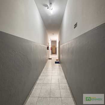Kitnet em Praia Grande, bairro Guilhermina