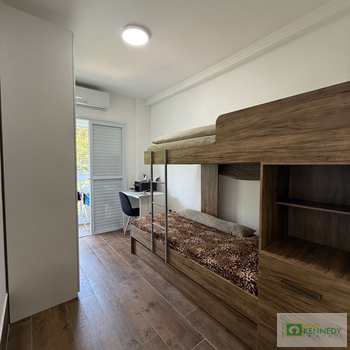 Apartamento em Praia Grande, bairro Canto do Forte
