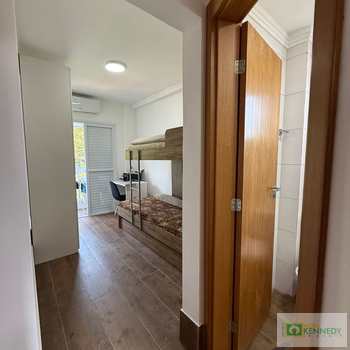 Apartamento em Praia Grande, bairro Canto do Forte
