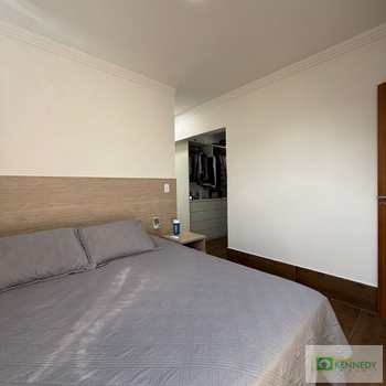 Apartamento em Praia Grande, bairro Canto do Forte