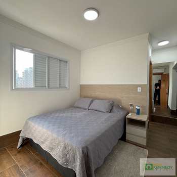 Apartamento em Praia Grande, bairro Canto do Forte