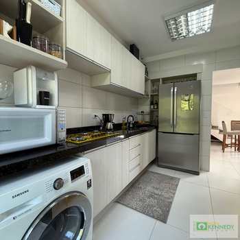 Apartamento em Praia Grande, bairro Canto do Forte