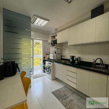 Apartamento em Praia Grande, bairro Canto do Forte