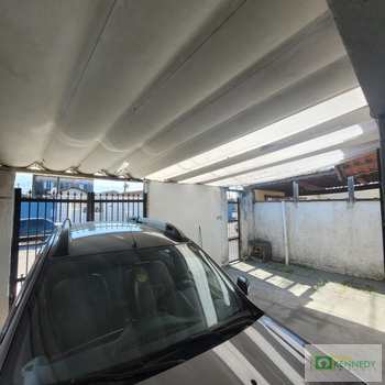 Casa em Praia Grande, bairro Samambaia
