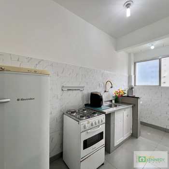 Apartamento em Praia Grande, bairro Tupi