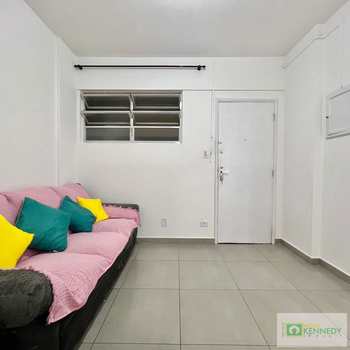 Apartamento em Praia Grande, bairro Tupi