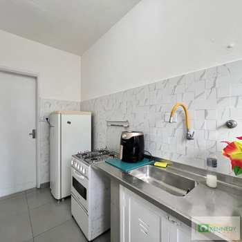 Apartamento em Praia Grande, bairro Tupi