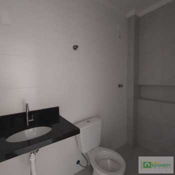 Apartamento em Praia Grande, bairro Guilhermina