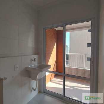 Apartamento em Praia Grande, bairro Guilhermina